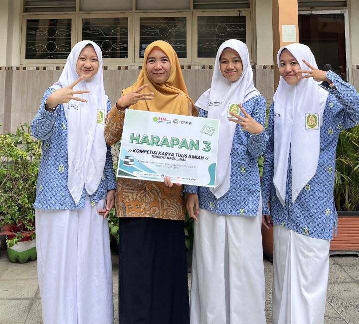 foto-kir-mbak-ayu-dan-tim